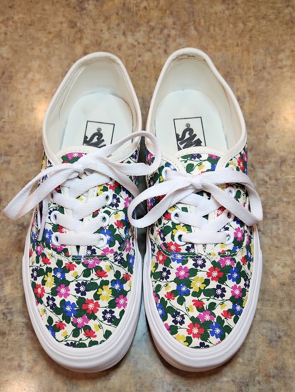 Vans Floral Sneaker - Picture 6 of 9